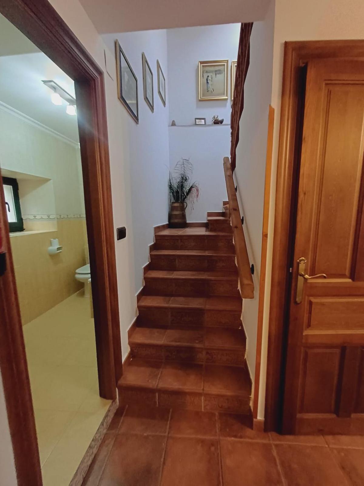 El Portal Del Abuelo Lägenhet Arenas De Cabrales Exteriör bild