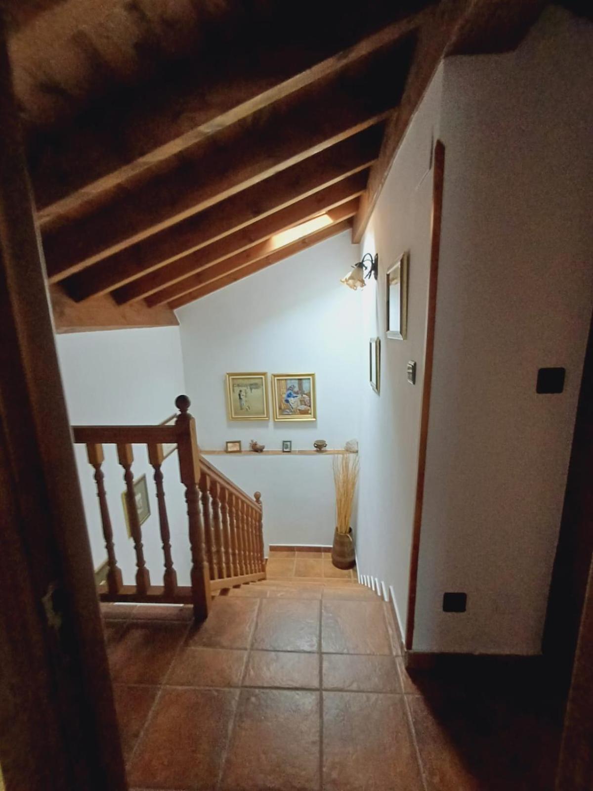 El Portal Del Abuelo Lägenhet Arenas De Cabrales Exteriör bild