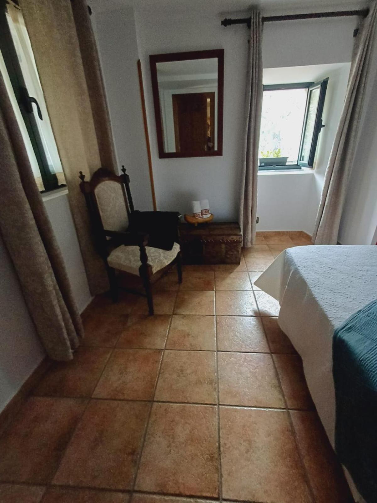 El Portal Del Abuelo Lägenhet Arenas De Cabrales Exteriör bild